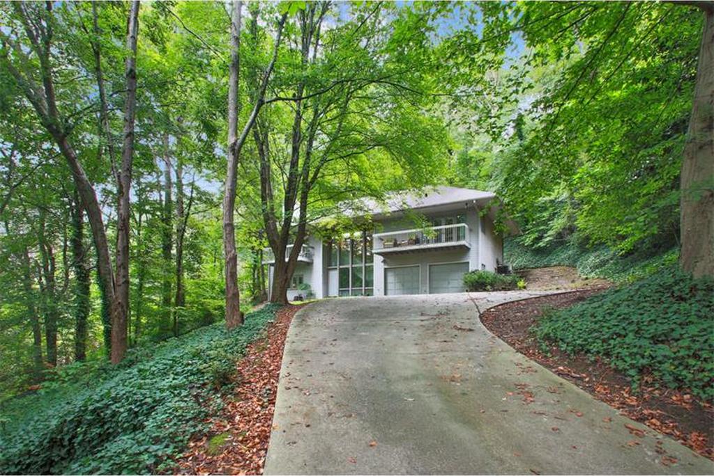 4265 Lansdowne Drive Se
