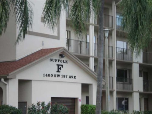 1400 SW 137 AV # 206F