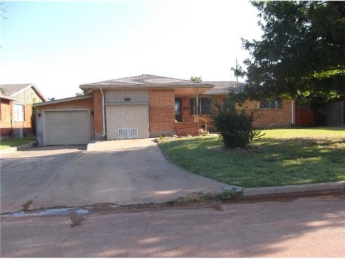 3821 NW Ferris Ave