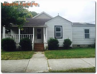 2201 Shoop Ave
