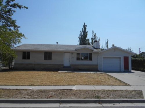 7415 W Centennial Ave