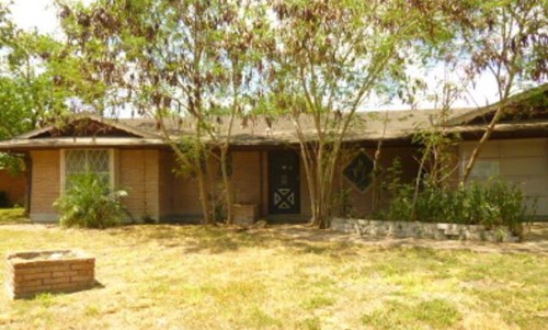 10745 Dogwood St