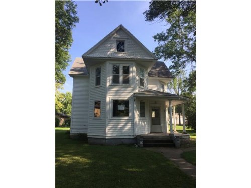 109 S 5th St