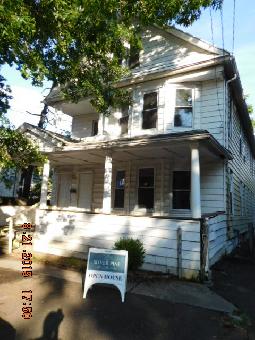690 Dewey Street