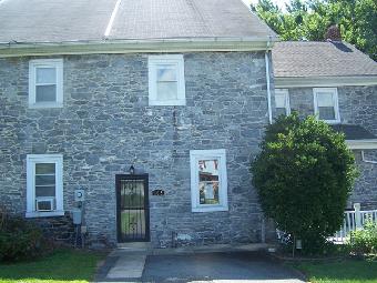 105 Stone House Ln