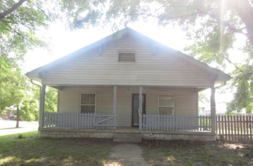 1122n 4th St