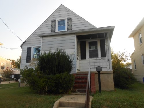 1306 Maple Ave