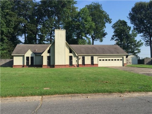 1707 Golf Links Dr