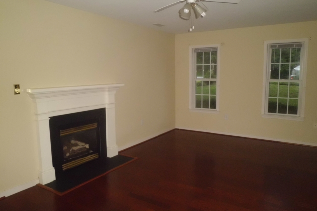 8009 Dominion Park Dr