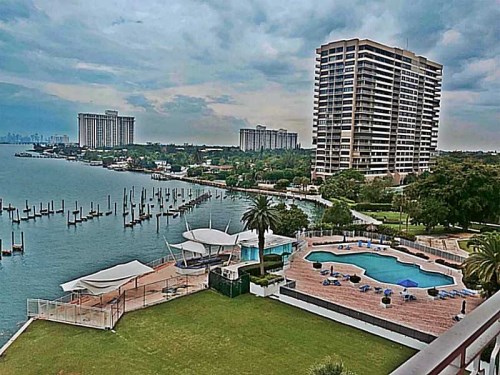 11111 BISCAYNE BL # 705