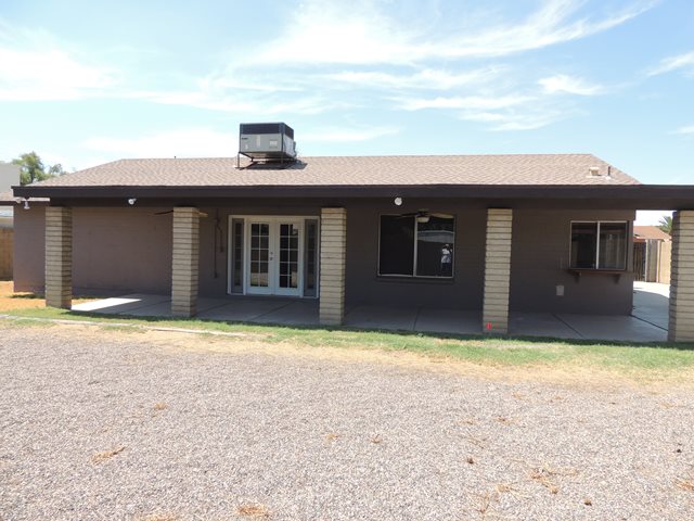 9463 N 50th Dr