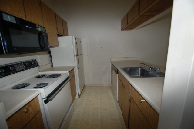532 Oakwood Dr Unit B204