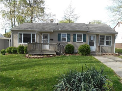 832 W 24th Ter