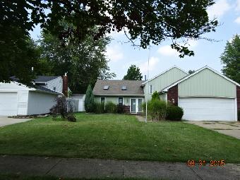 640 University Ave