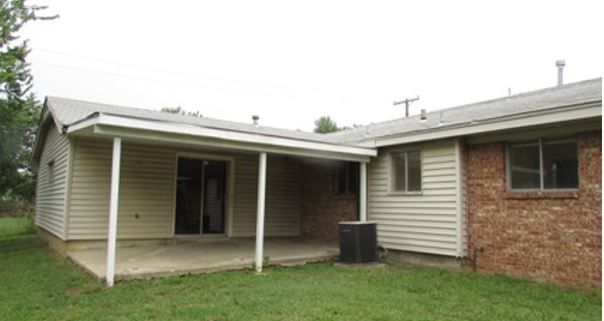 613 North 26th West Ave