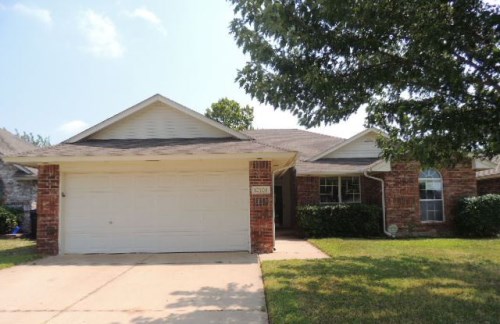 13108 Maple Leaf Dr
