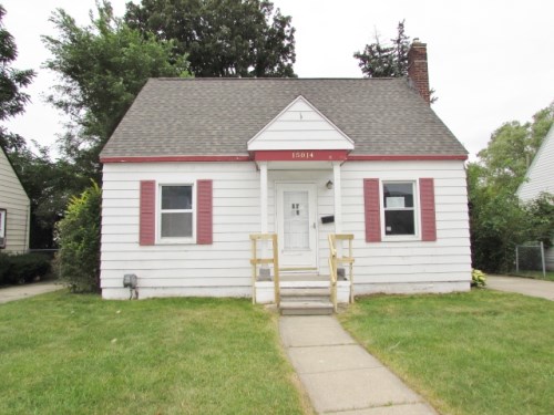 15014 Veronica Ave