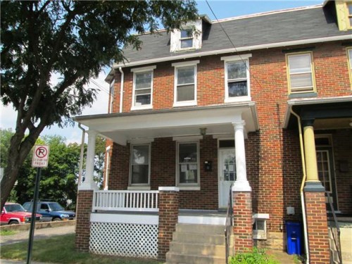 13 W 7th St