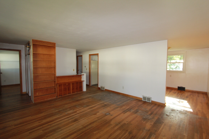 122 Pineview Drive