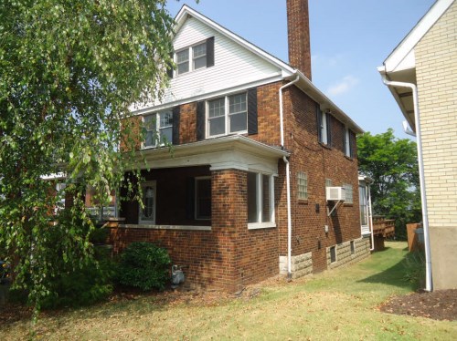 2613 Versailles Ave