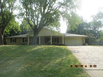 2206 Lake Drive