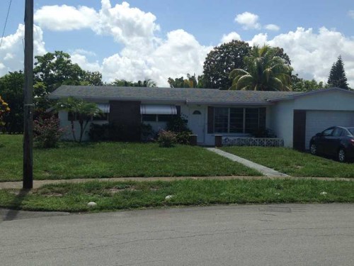 7170 SW 8 ST