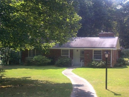 1502 Fama Drive Ne