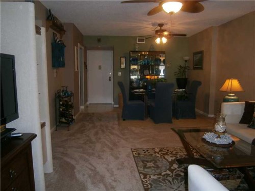 4330 HILLCREST DR # 209