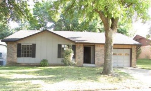 225 W. Waco Pl