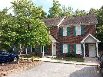 404 Maple Grove Ct
