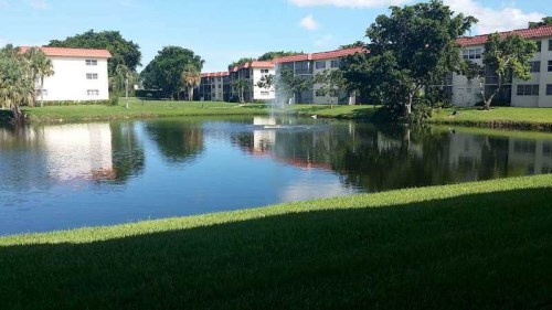 800 S HOLLYBROOK DR # 107