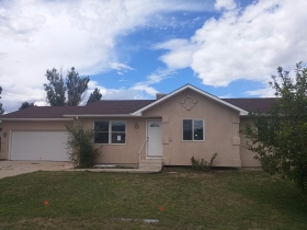 215 E Beshoar Dr