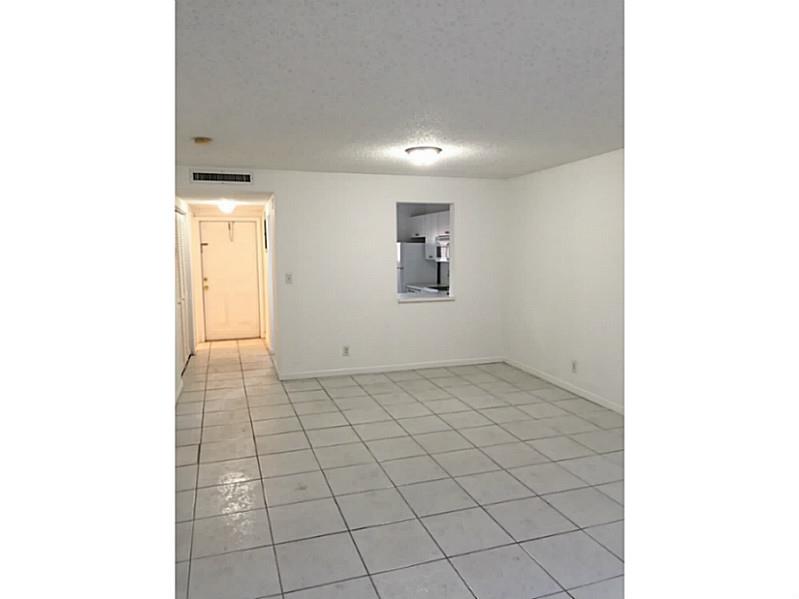 2440 SW 81 AV # 104