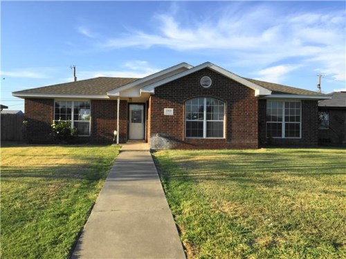 1008 Shasta Dr