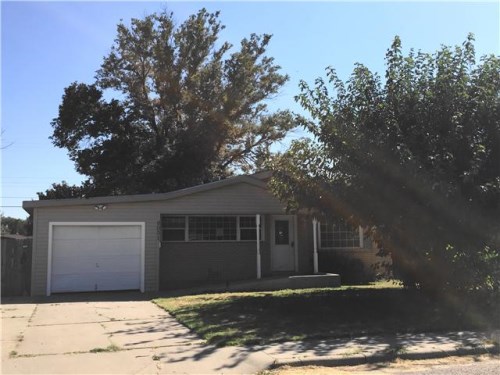 6031 Lilac Ln