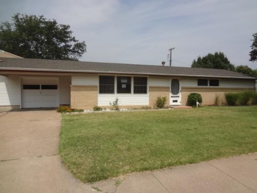 1210 Fairway Ave