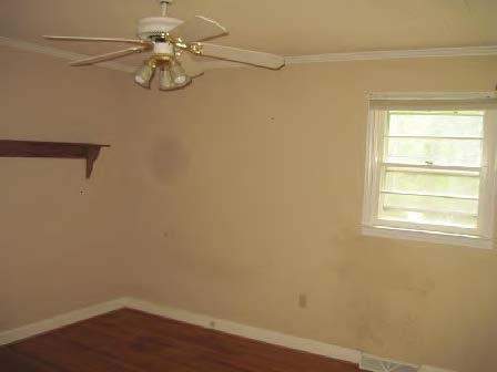 313 Lake Forest Rd
