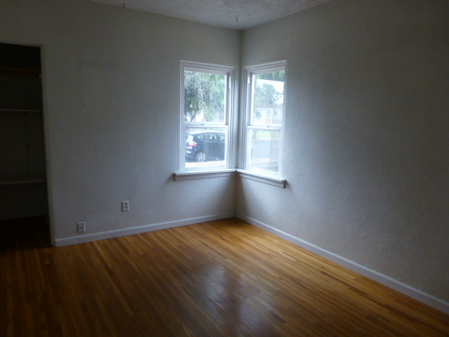 2933 E Nebraska Ave