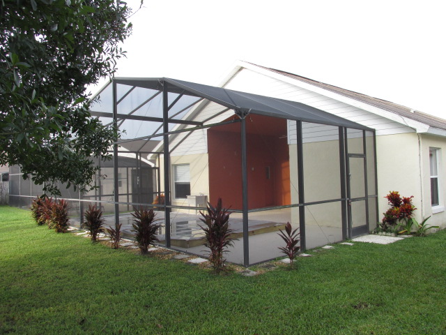 145 S Roma Way