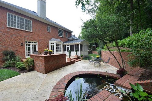 1321 Twelve Oaks Circle Nw