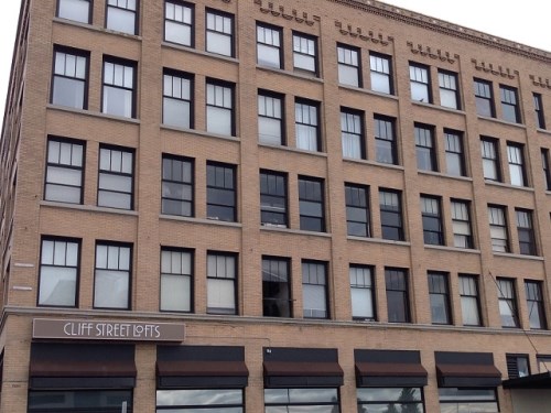 1120 Cliff Avenue #201