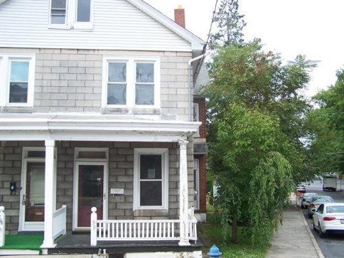 298 W Franklin St