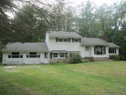 8543 Silver Creek Drive