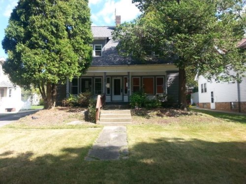 1493 Parkhill Rd