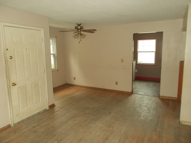 1505 Cedar Dr