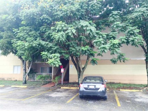 15201 SW 80 ST # 210