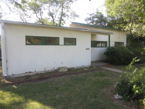601 N Old Manor Rd