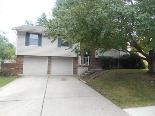 712 SE Shawn Dr