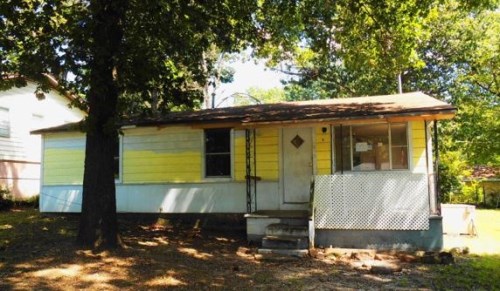 1243 Roosevelt Ave
