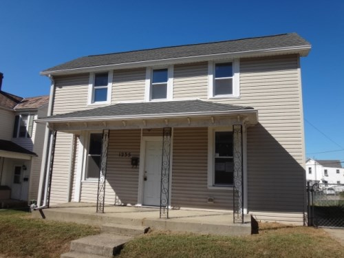 1235 E Walnut St